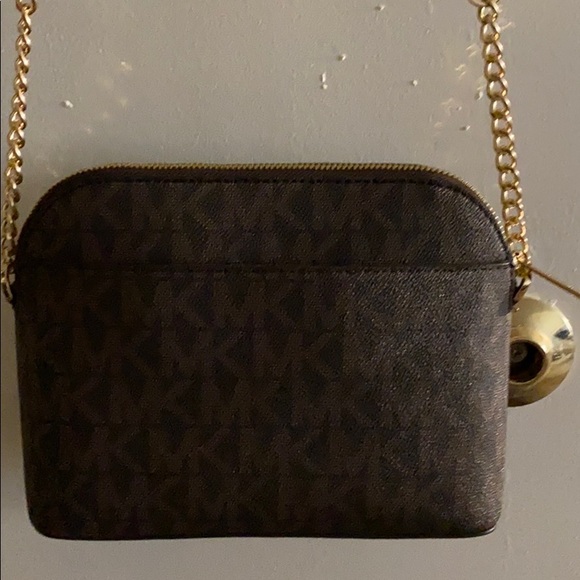 Michaek Kors new with tags Dome Crossbody purse - Picture 4 of 7